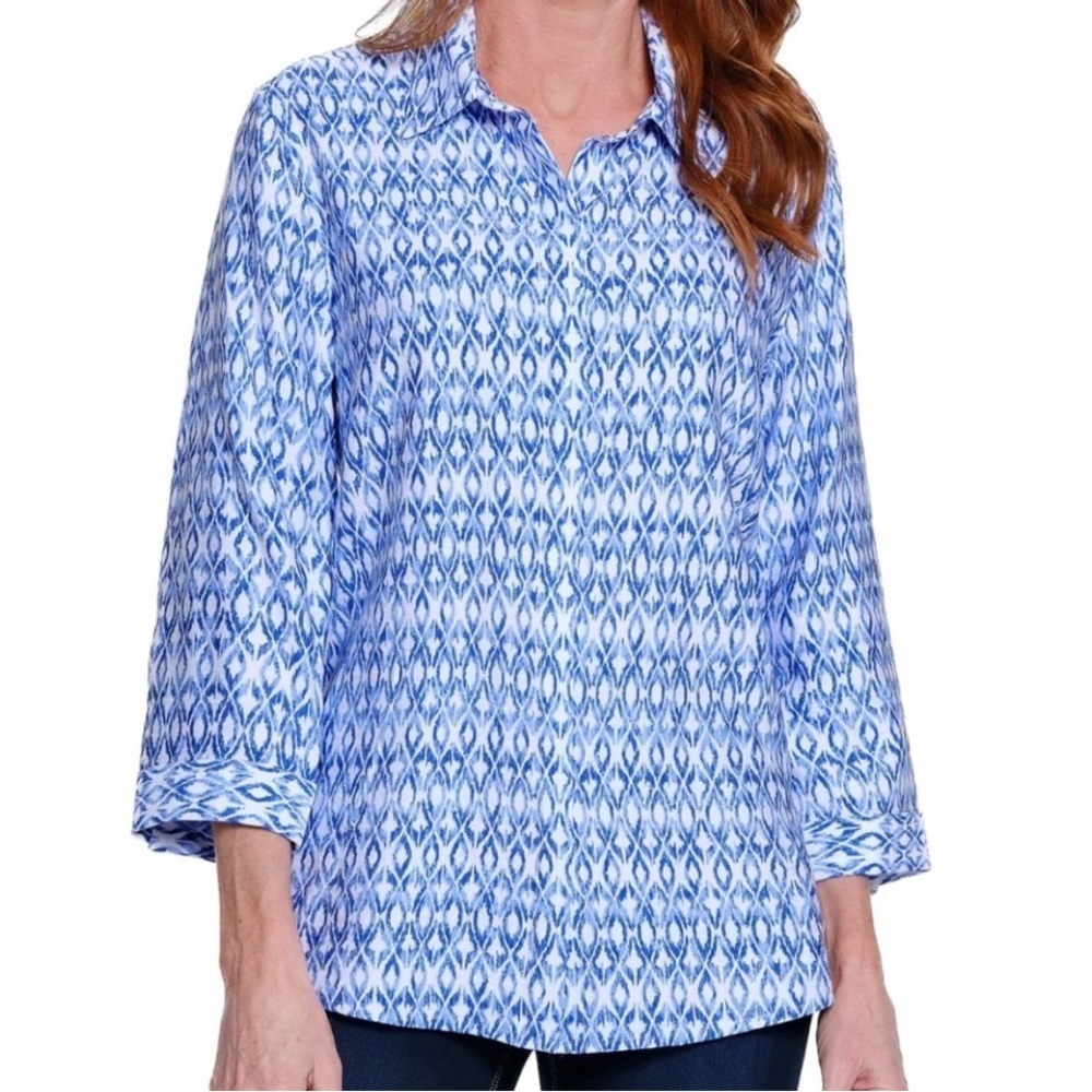 NWT John Mark Women’s Plus Size 3X Blue and White Geometric Button UP Hi-Lo Top